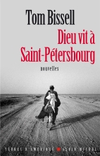 Couverture de Dieu vit à Saint-Petersbourg